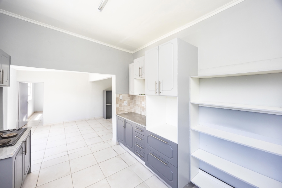 5 Bedroom Property for Sale in Sunnyridge Eastern Cape